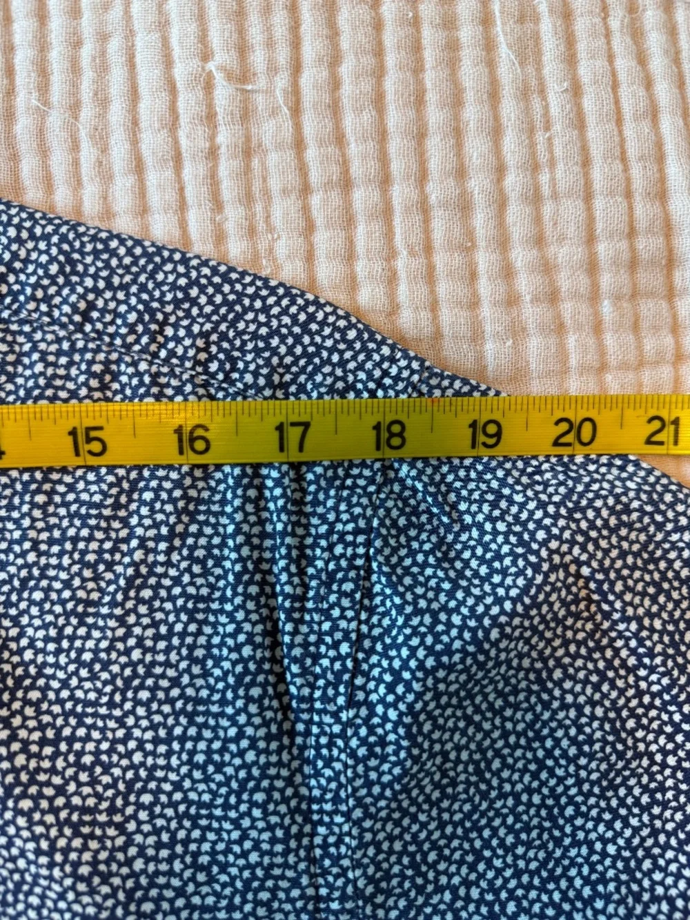 Banana Republic Short Sleeve Button Up Shirt